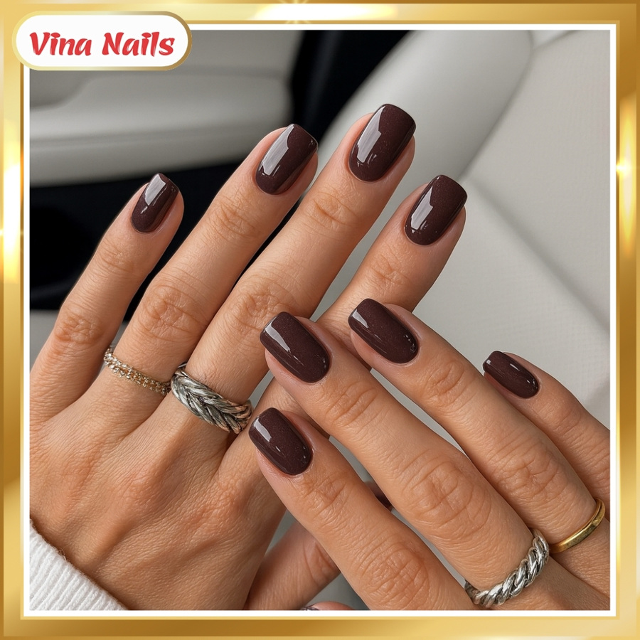 Vina Nails